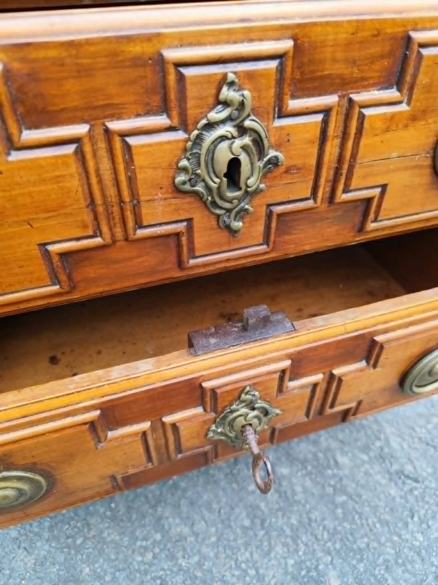 Commode Transition Louis XV - Louis XVI