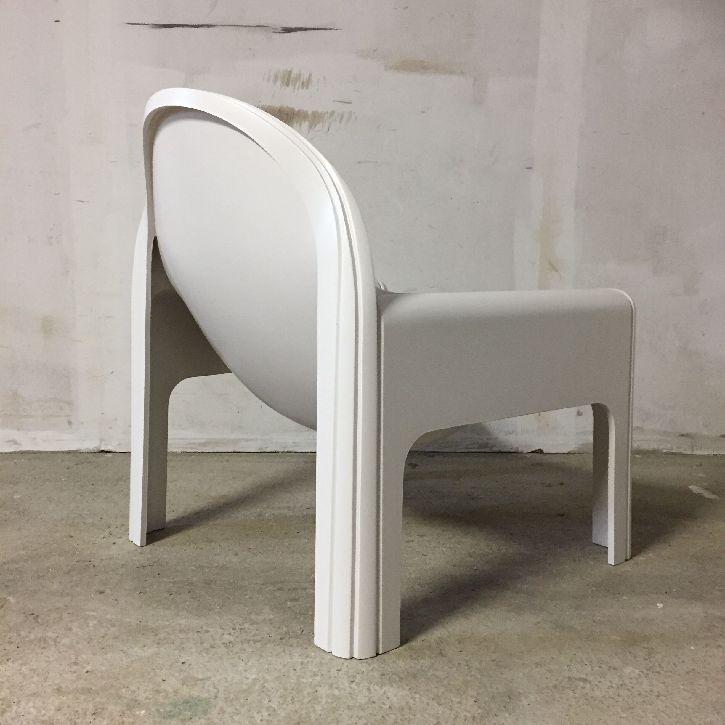 Armchair 4794 of Gae Aulenti for Kartell  1980