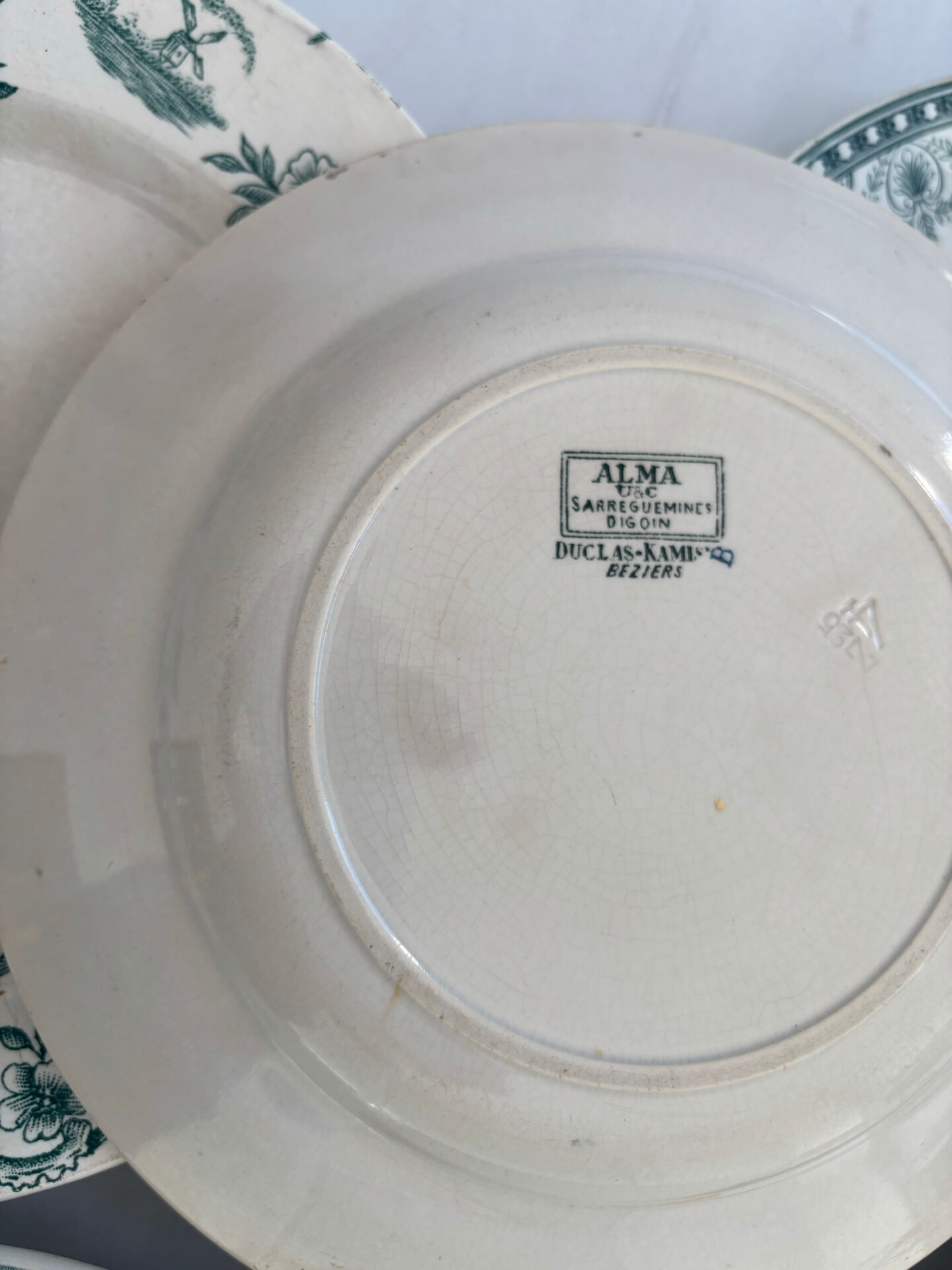 Lot of 6 green ironstone plates, antique French faience.