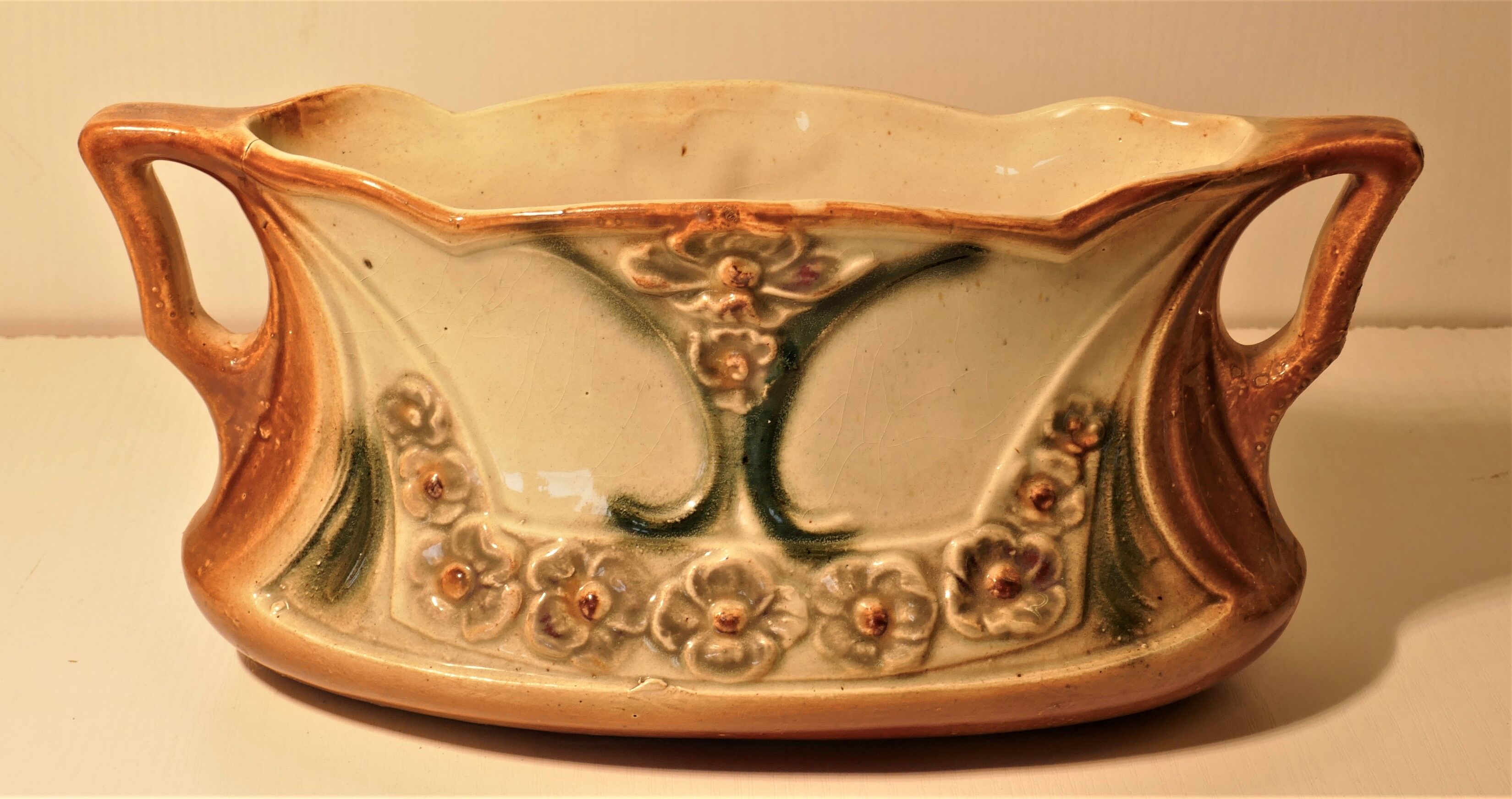 Digoin ceramic Art Nouveau dabbling garden