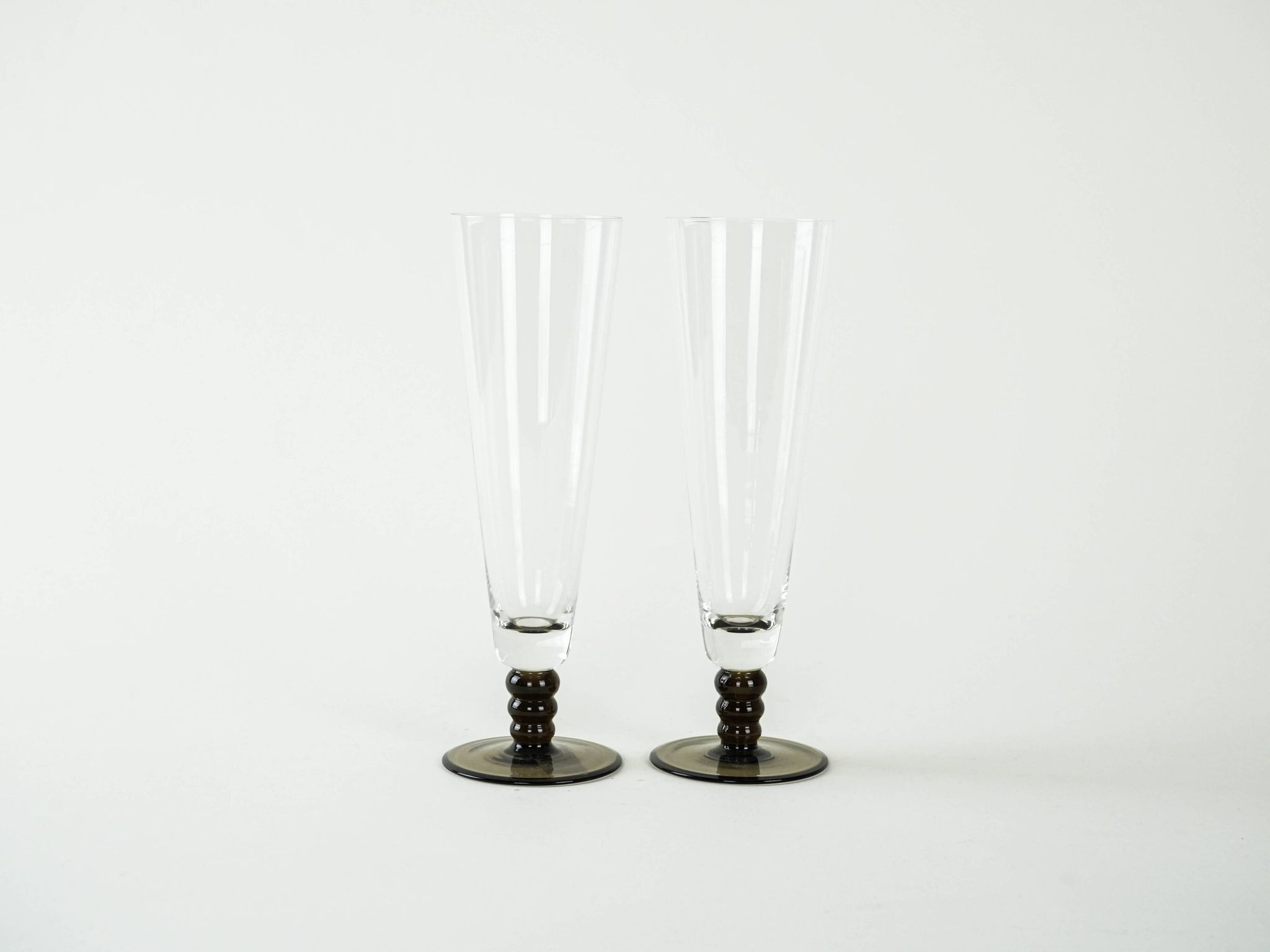 Pair of champagne glasses, Italian design, 1970s, production: Italy