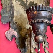 18th Century Rococo Venetian Polychrome and Mecca Lacquered Wooden Wall Sconces with Iron Arms, Set of 2