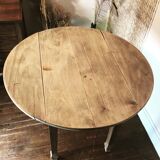 Round table