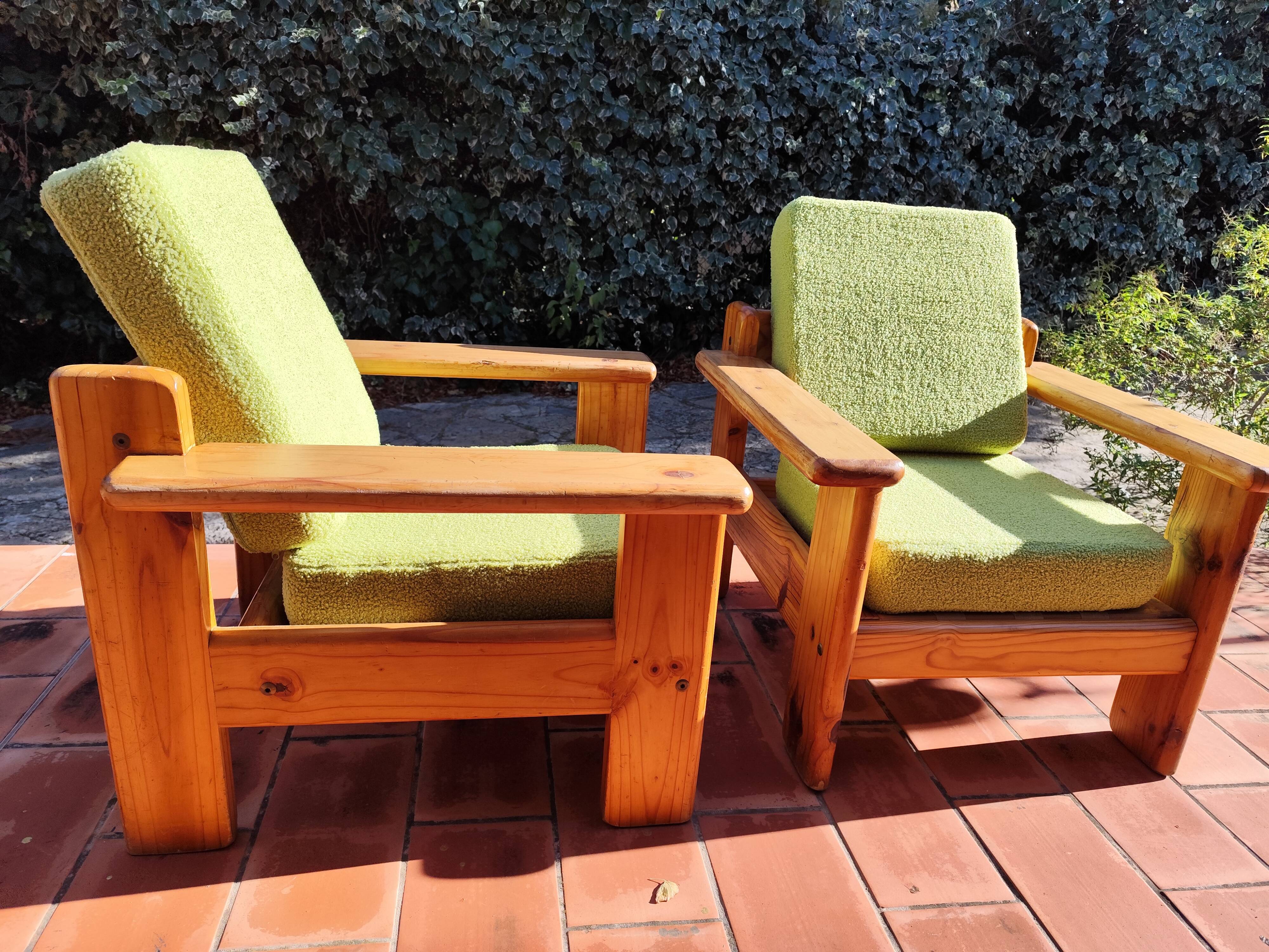Pair of vintage brutalist lounge chairs in solid pine, 1980s DLG Regain
