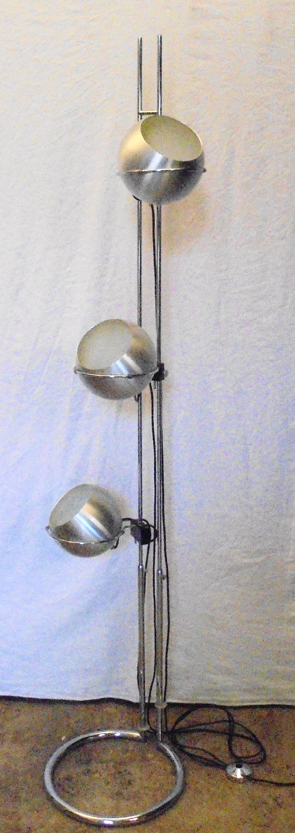 Gioffredo Reggiani's 3-ball lamppost from the 70s