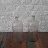 Paire de bouteilles anciennes