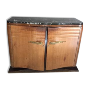 Meuble en bois et plaque - marbre