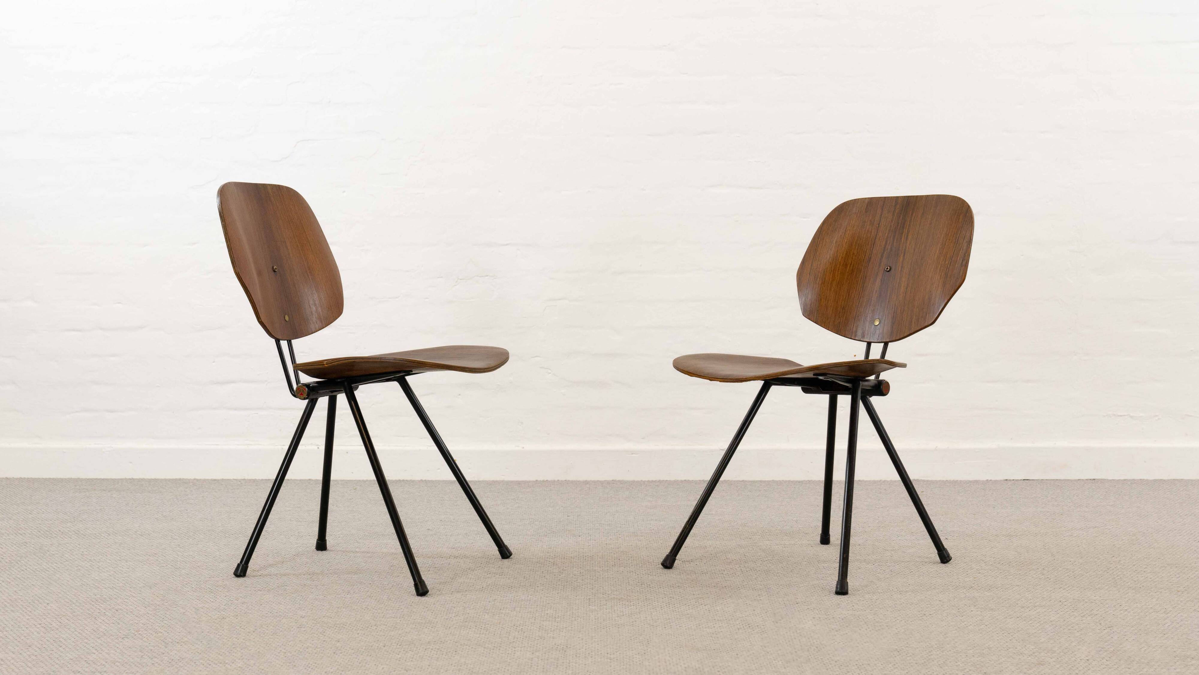 PAIR FOLDING-CHAIRS S88 BY OSVALDO BORSANI FOR TECNO