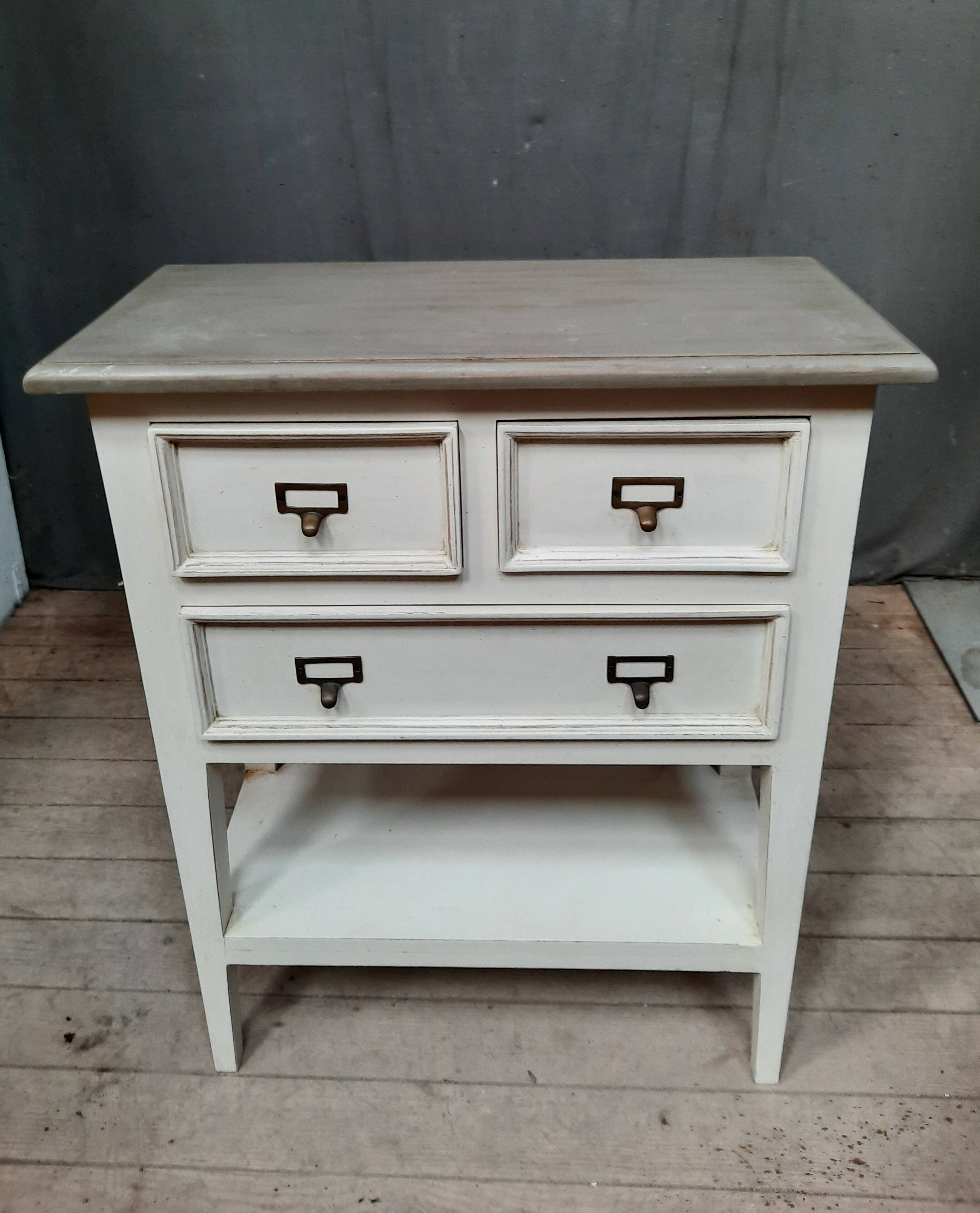 Painted cabinet with 3 drawers