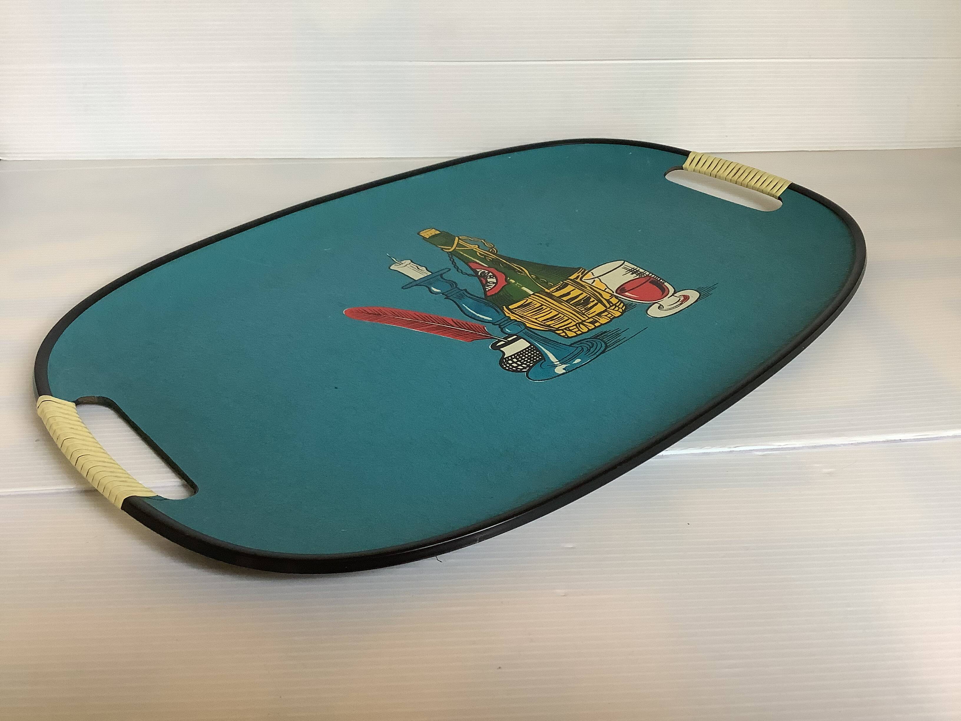 Vintage tray with scoubidou handles