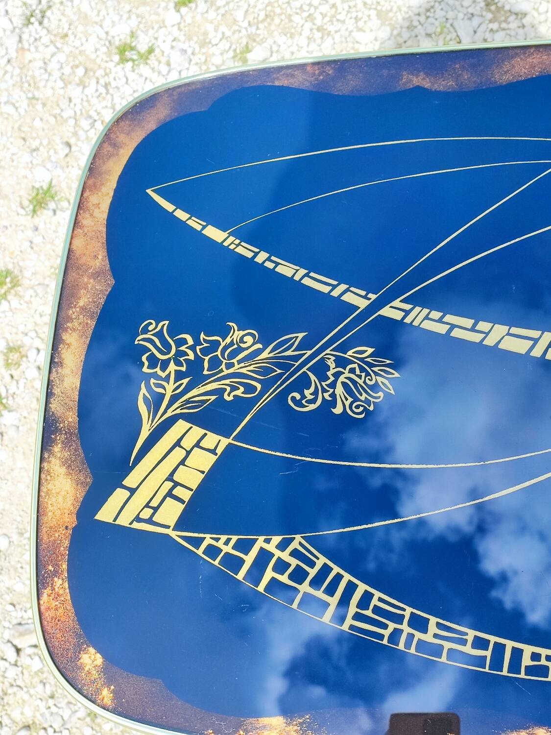 Vintage coffee table with compass legs