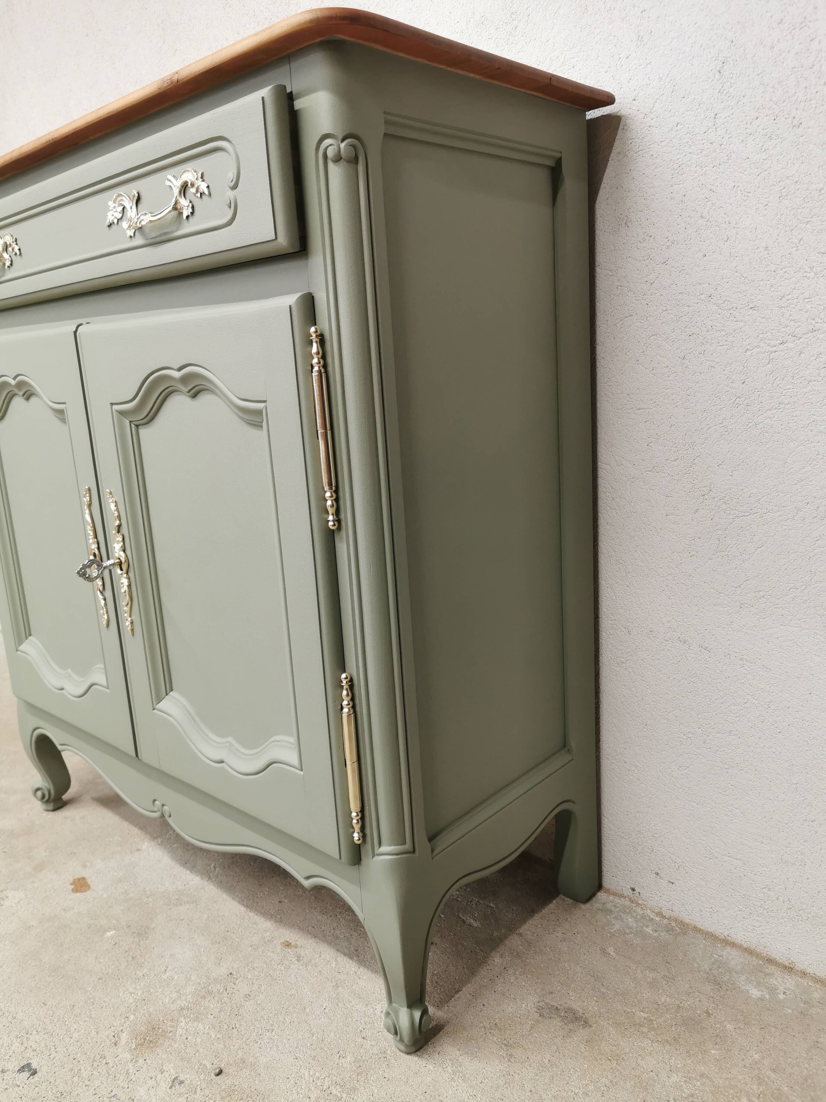 Vintage buffet in cherry wood refurbished