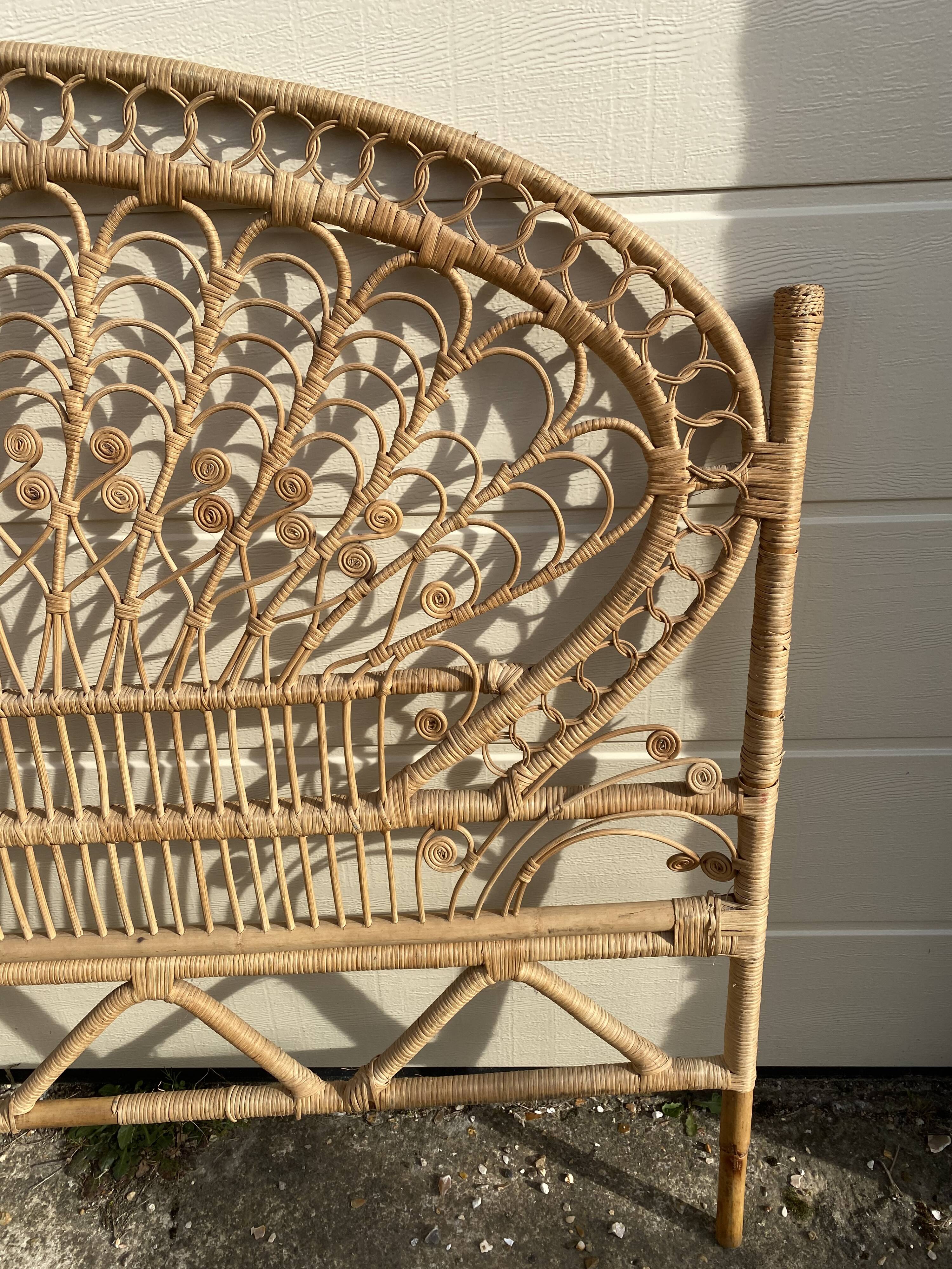 Rattan headboard Peacok 2 seats