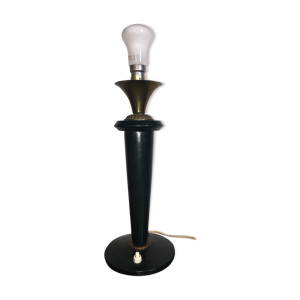 Pied de lampe en cuir