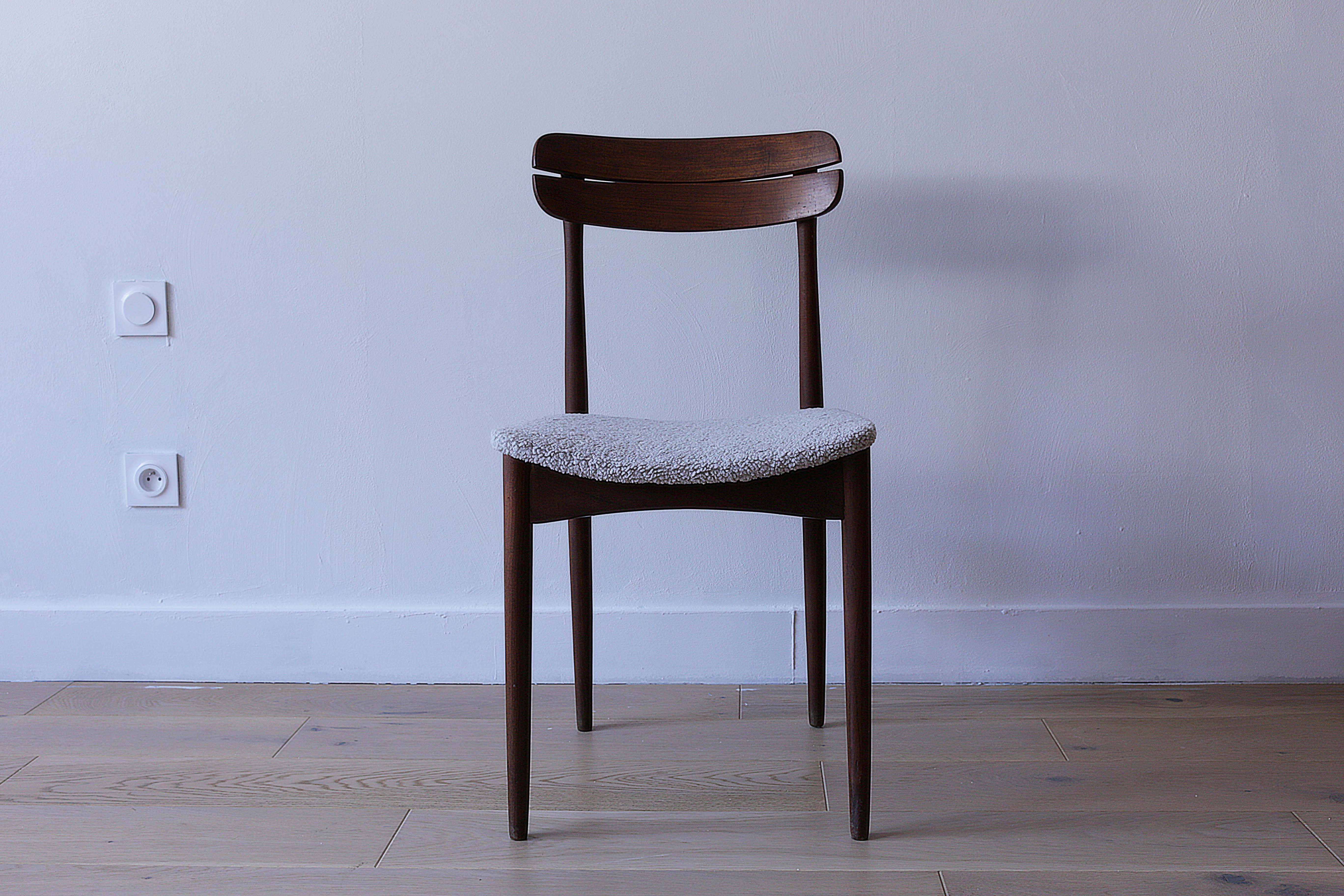 Suite de 6 chaises en bois design 1950
