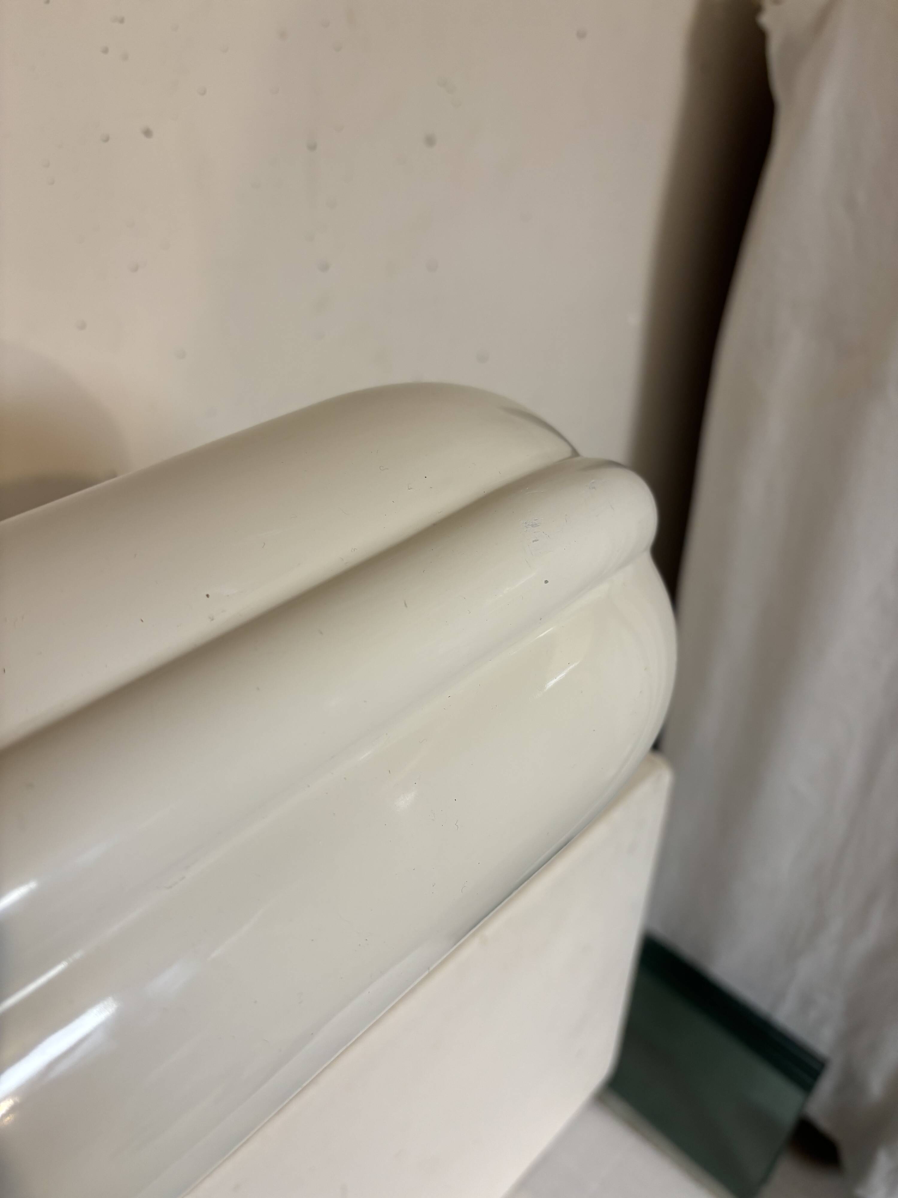 White Eco lamp Luciano Annichini Artemide