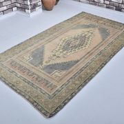 Tapis en laine kurde anatolien sku 3088
