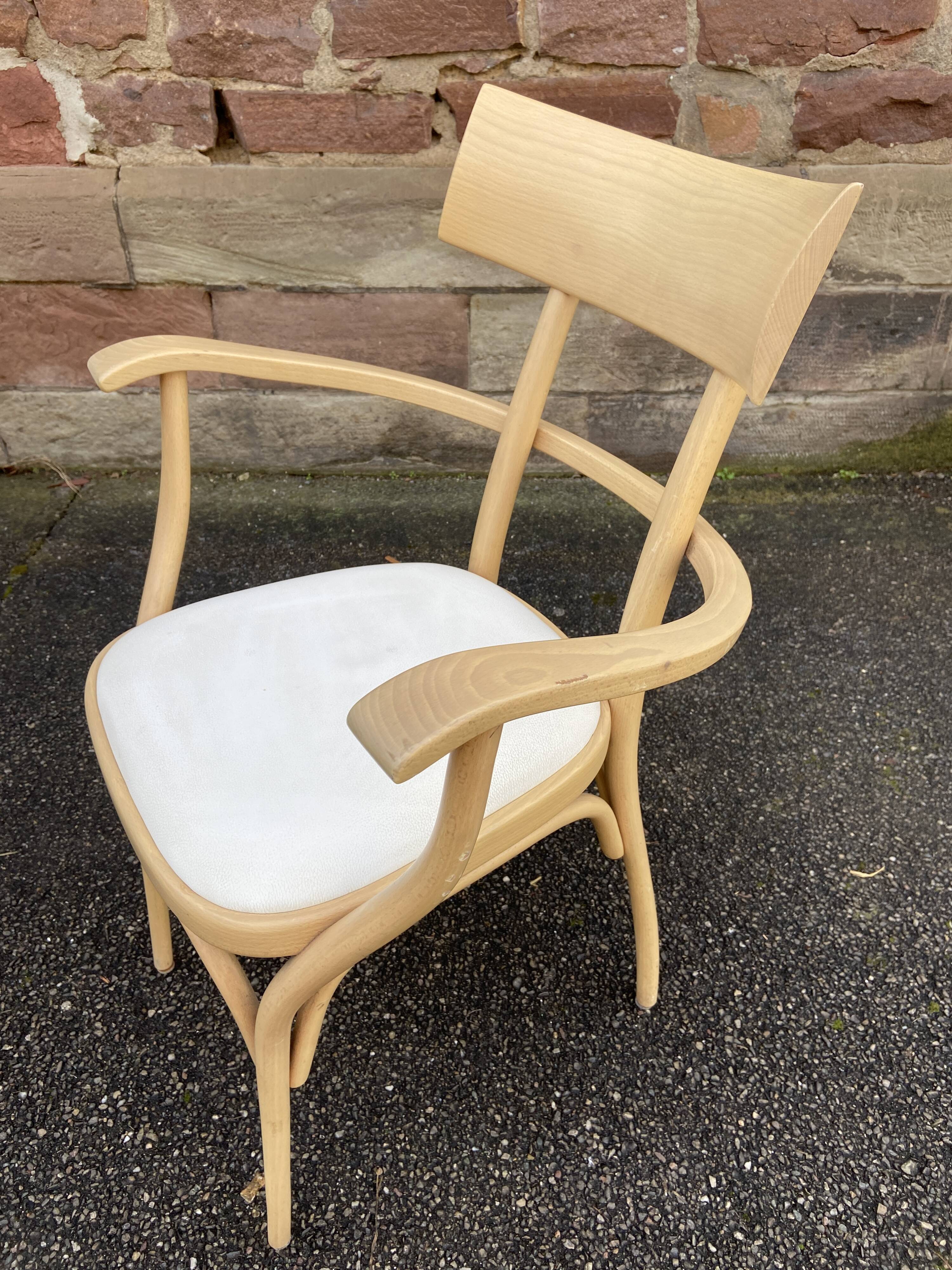 Viennese armchair Thonet curved wood Hermann Czech 2011