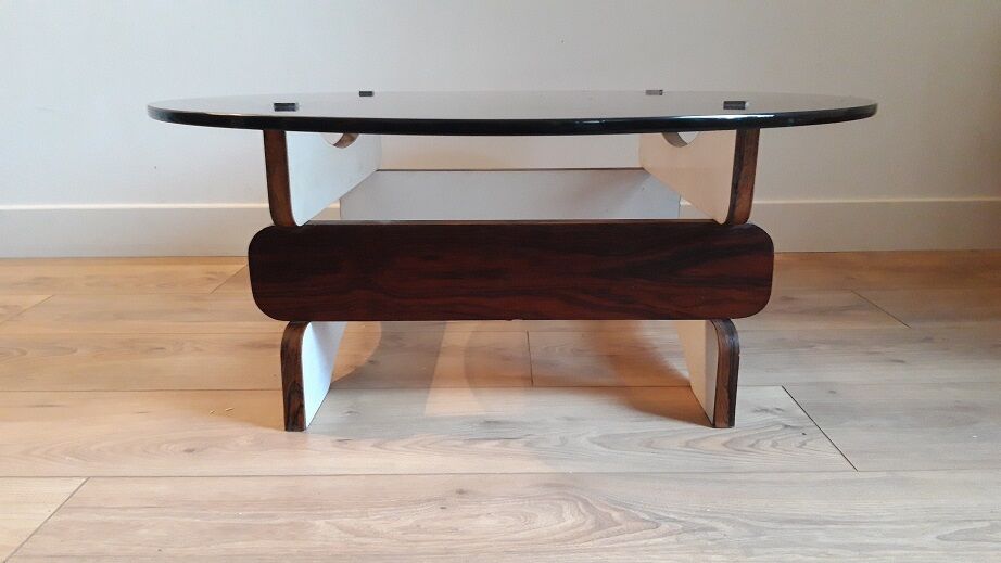 Coffee table of smoked glass and wood of the 1970s