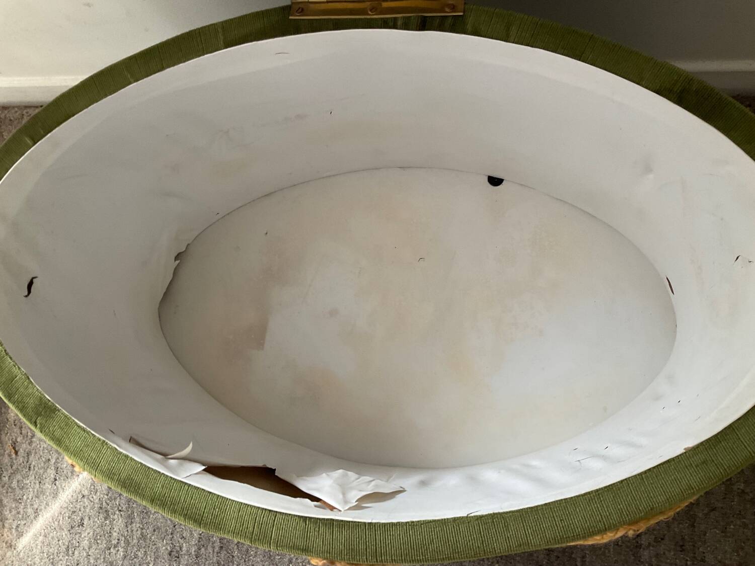 Green velvet chest pouf from the 70s