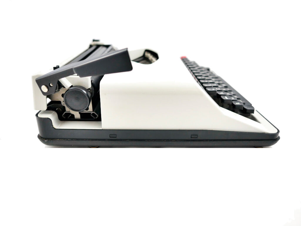 Olympiette special olympia grey typewriter