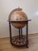 Bar globe terrestre vintage avec rangement bouteilles et verres