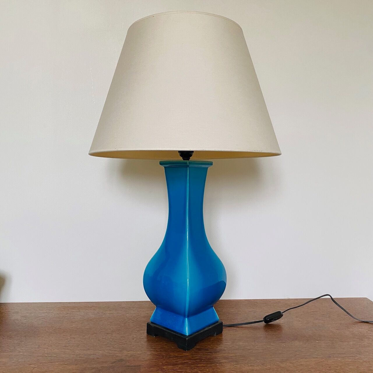 Blue turquoise ceramic table lamp