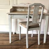Dressing table with chair