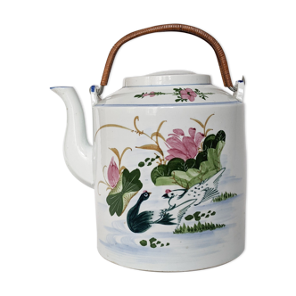 Porcelain teapot with wooden handles