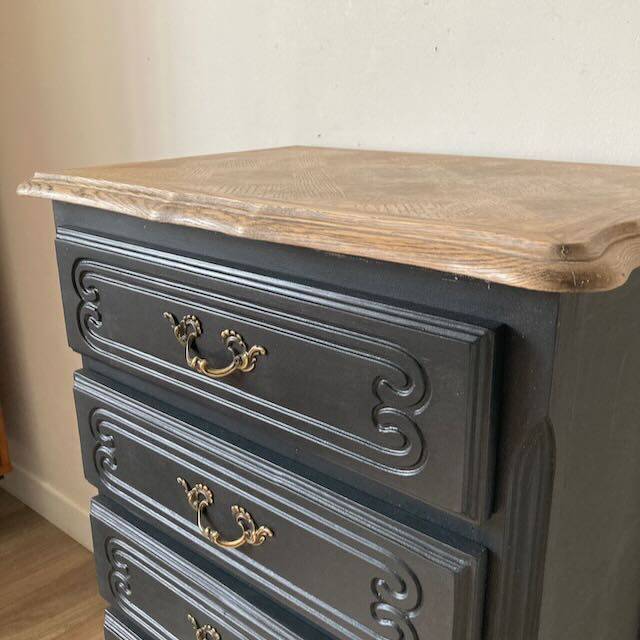Chiffonnier vintage en bois peint en noir