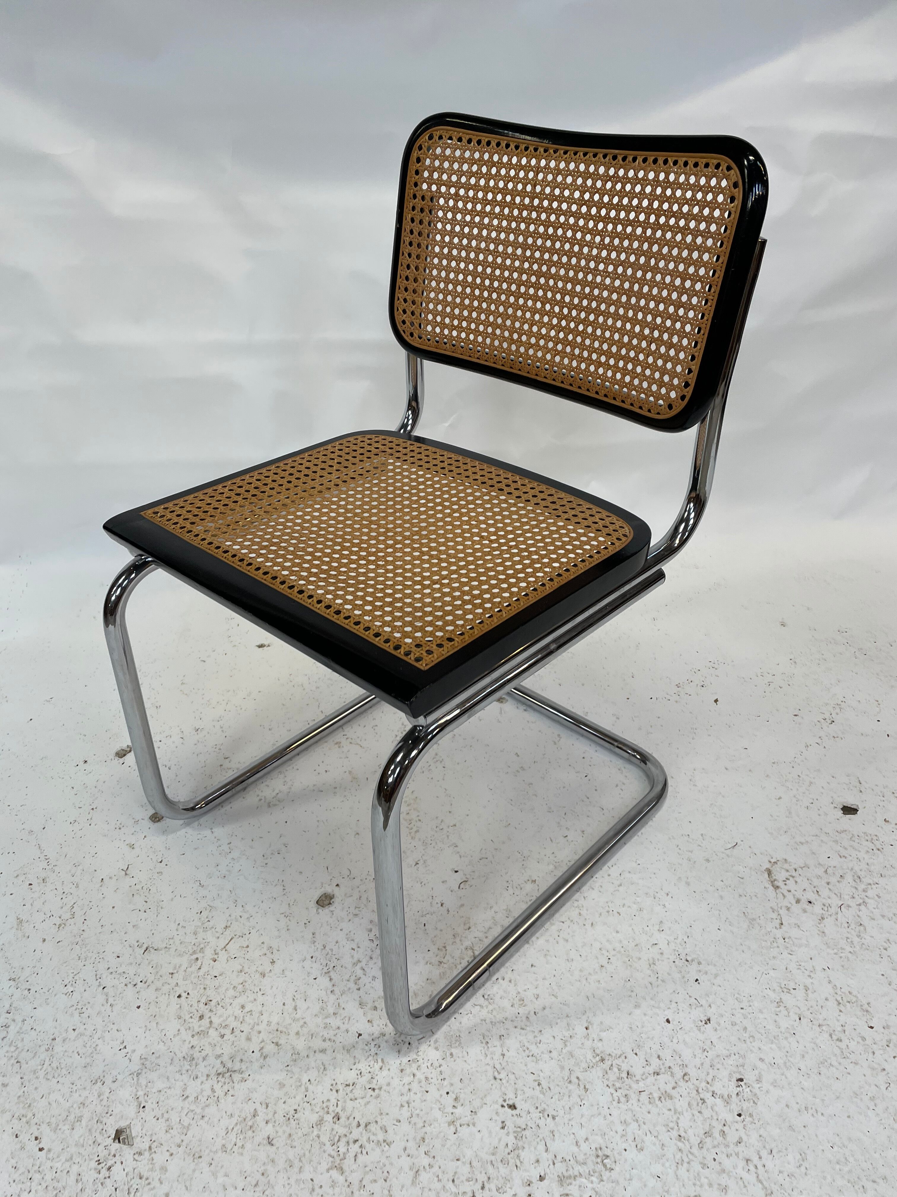 Cesca design chair b32 model in black and chrome