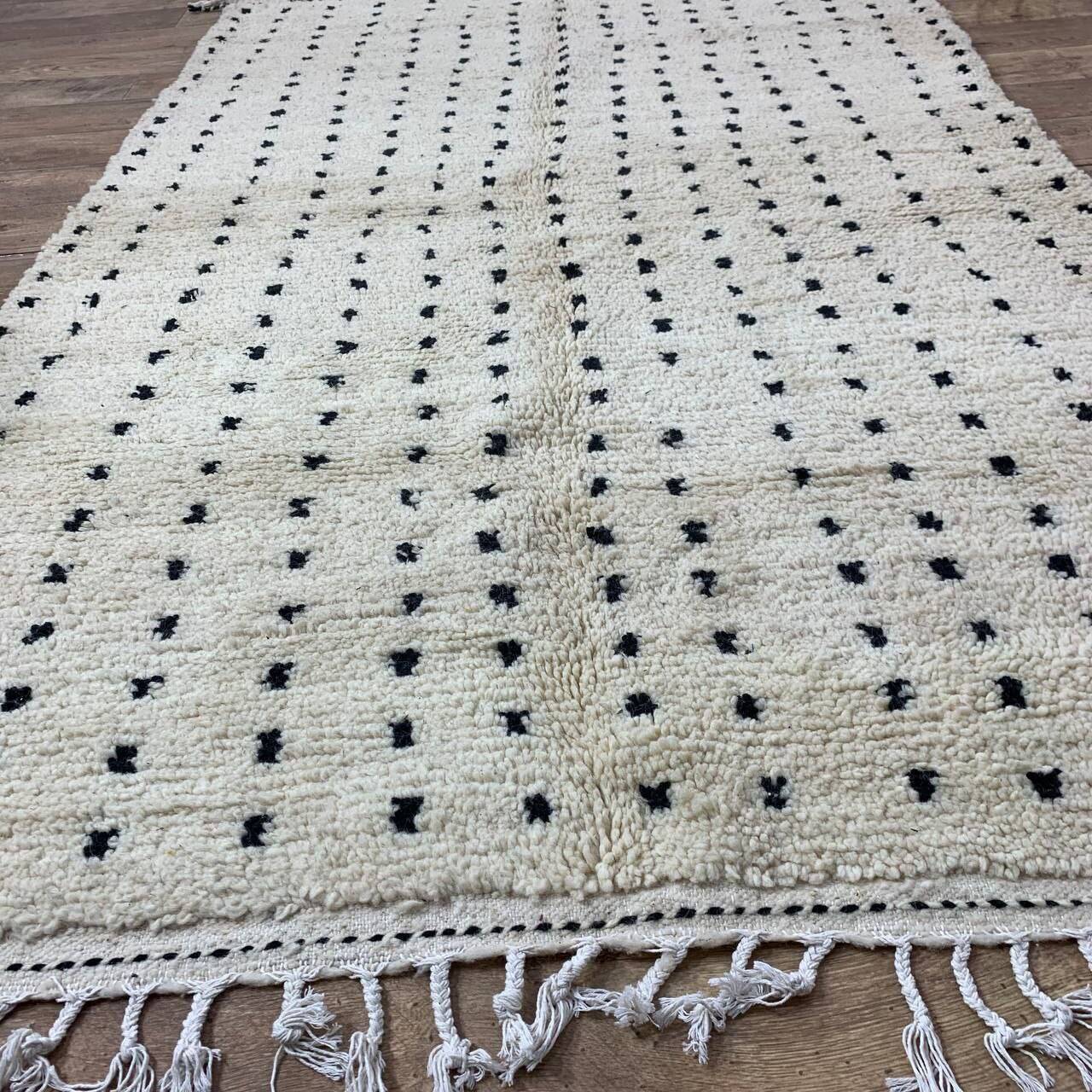 Handmade polka dot Berber rug 250 X 150 CM