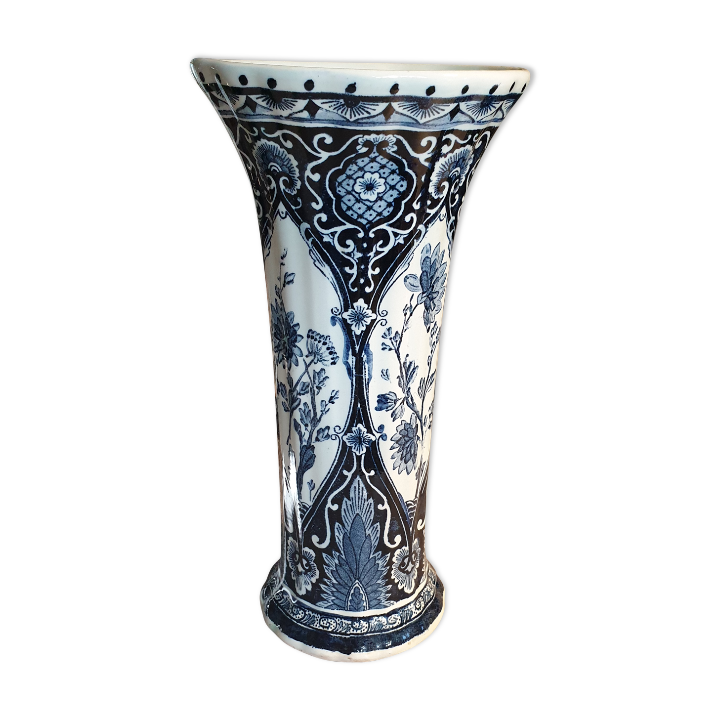 Delft earthenware vase