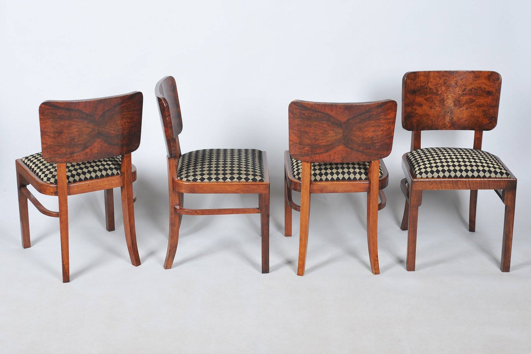 Vintage Art Deco Chairs in Beech and Walnut Veneer, Czech, 1920s, Set of 4