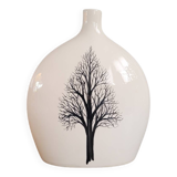 Large single-flower lentil vase