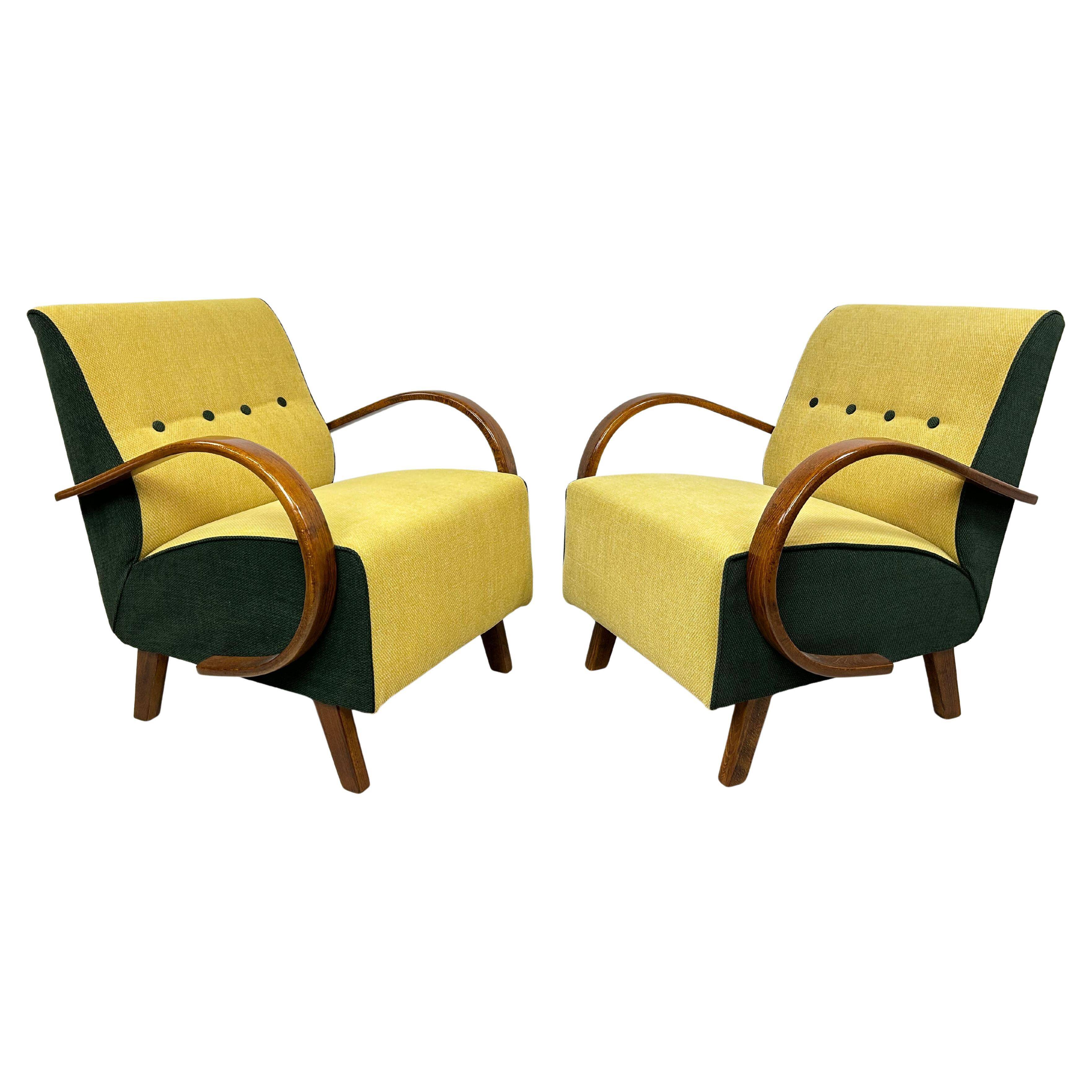 Duocolor armchairs by Jindřich Halabala
