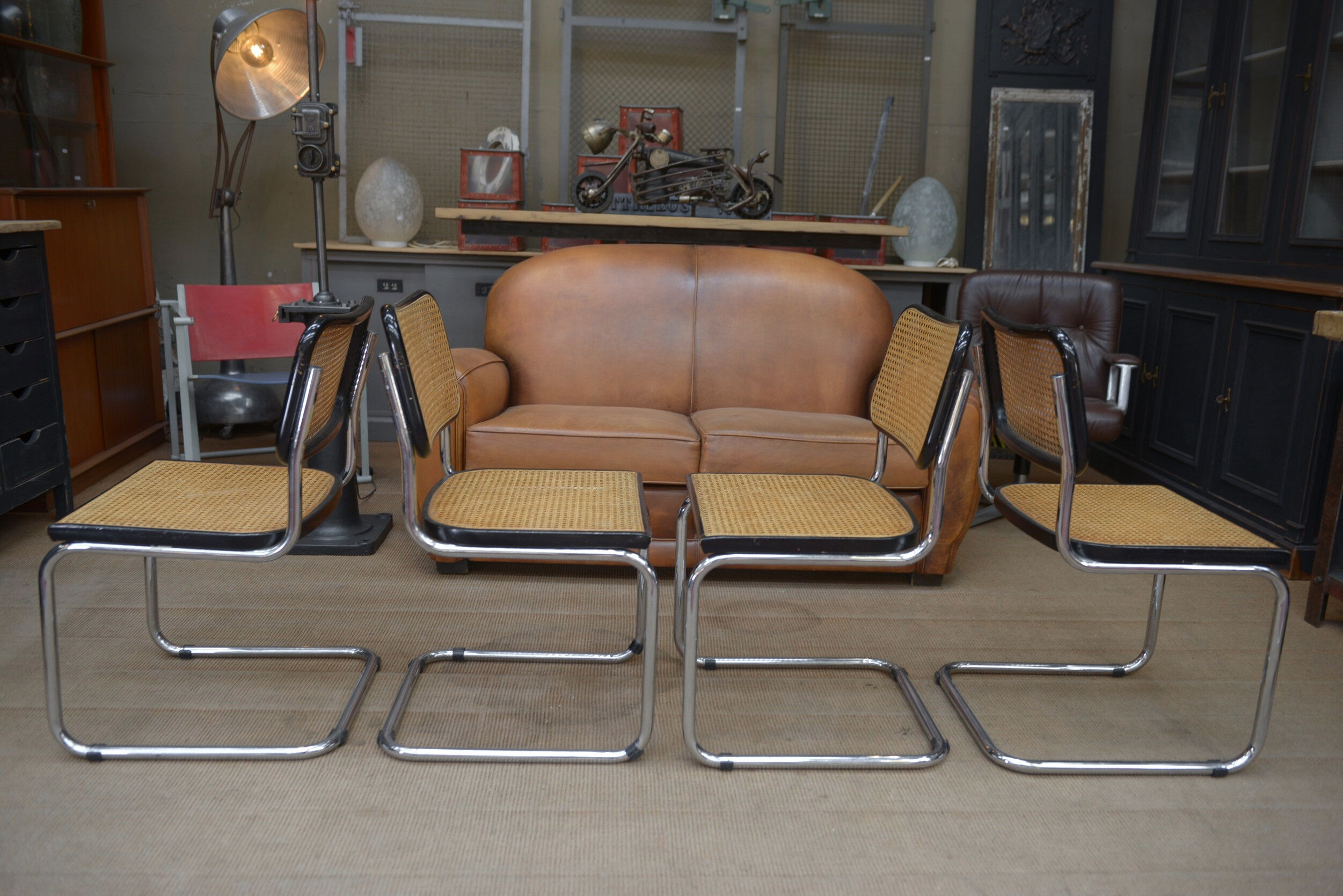 Lot de 4 Chaises Model B32 Cesca  Marcel Breuer 1970s