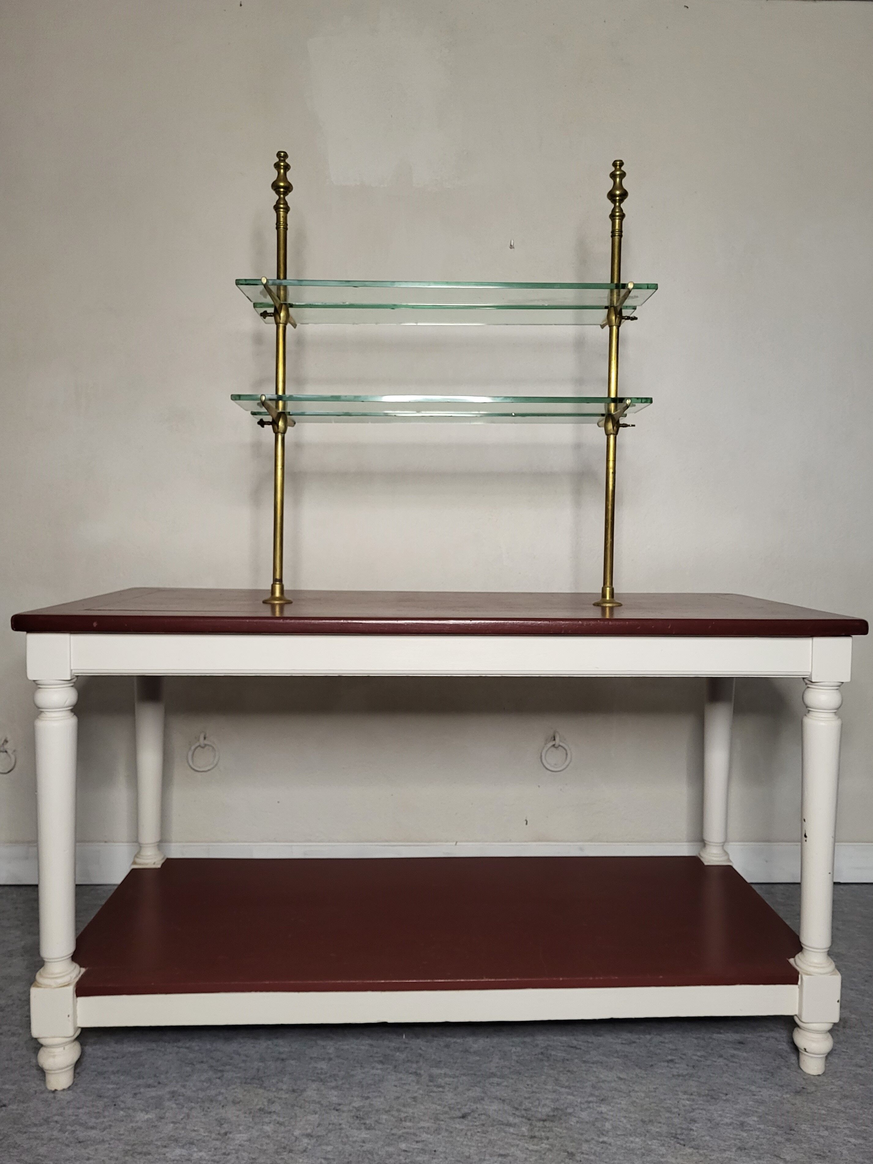 Store window furniture 30s