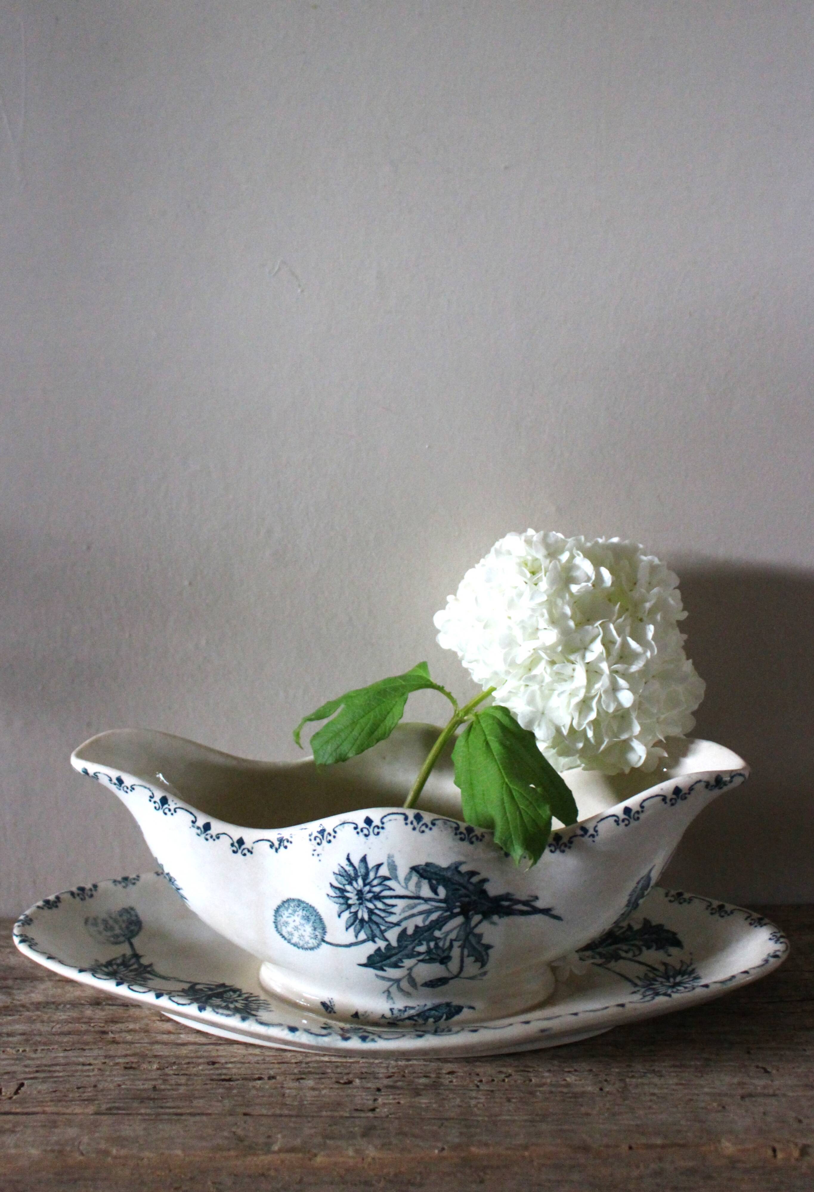 Sauceboat Terre de Fer Clairefontaine Blue Dandelion