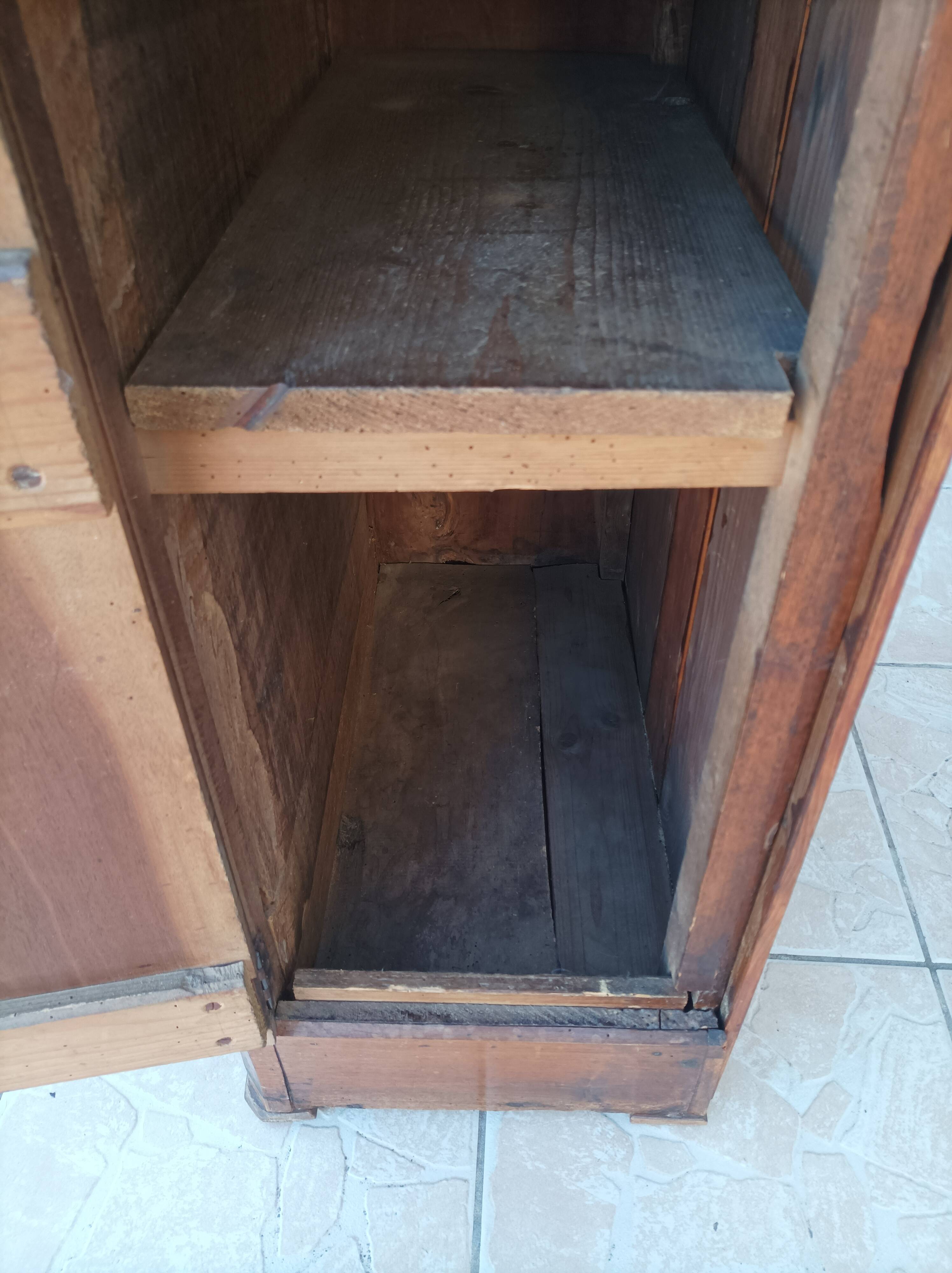 Inlaid walnut entryway sideboard