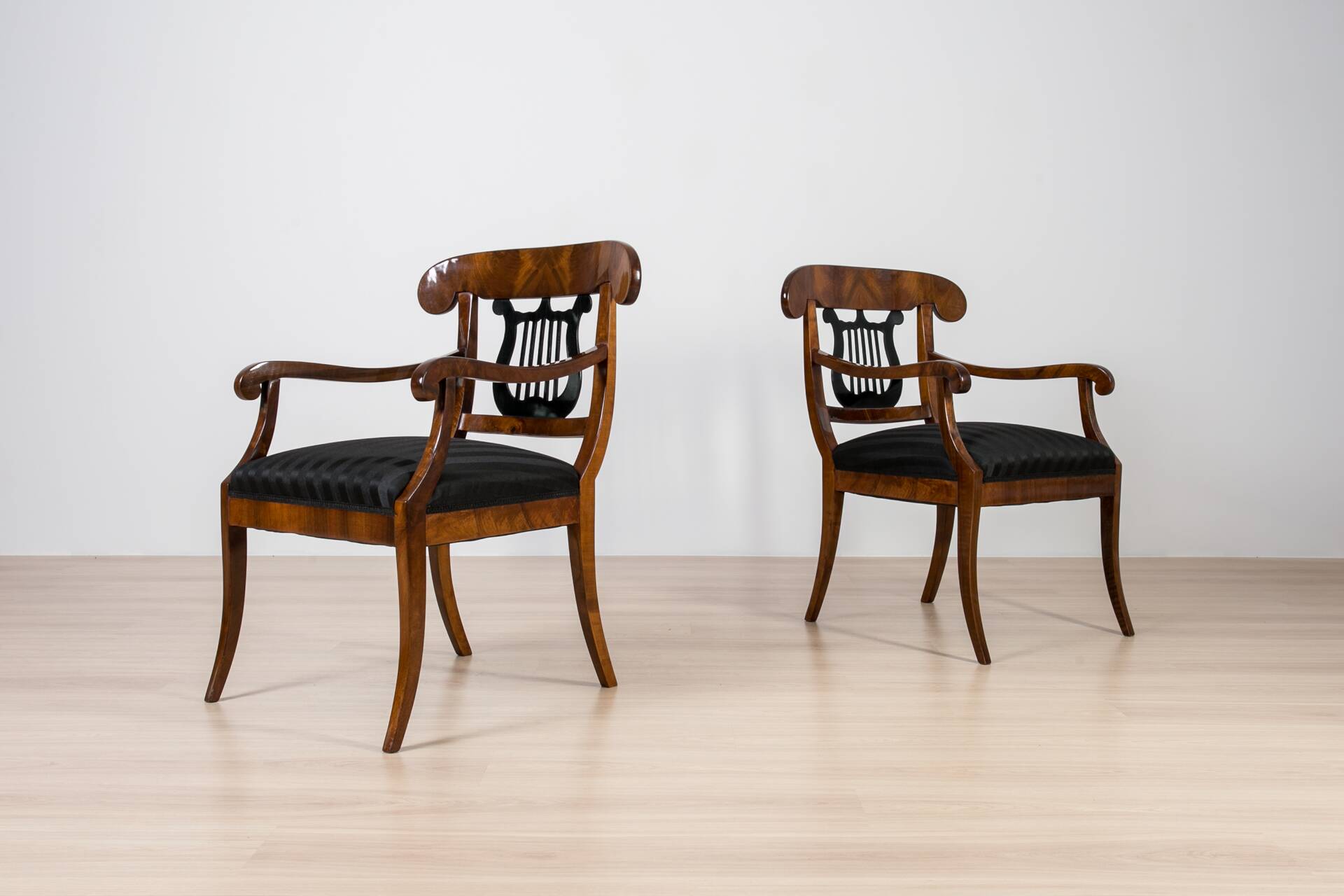Pair of Biedermeier Armchairs, Germany, 19th Century, Walnut, French Polish