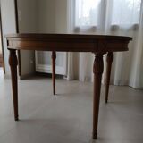 Cherry round table