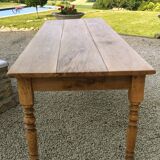 Table de drapier en chêne massif doré 230x73cm deux tiroirs