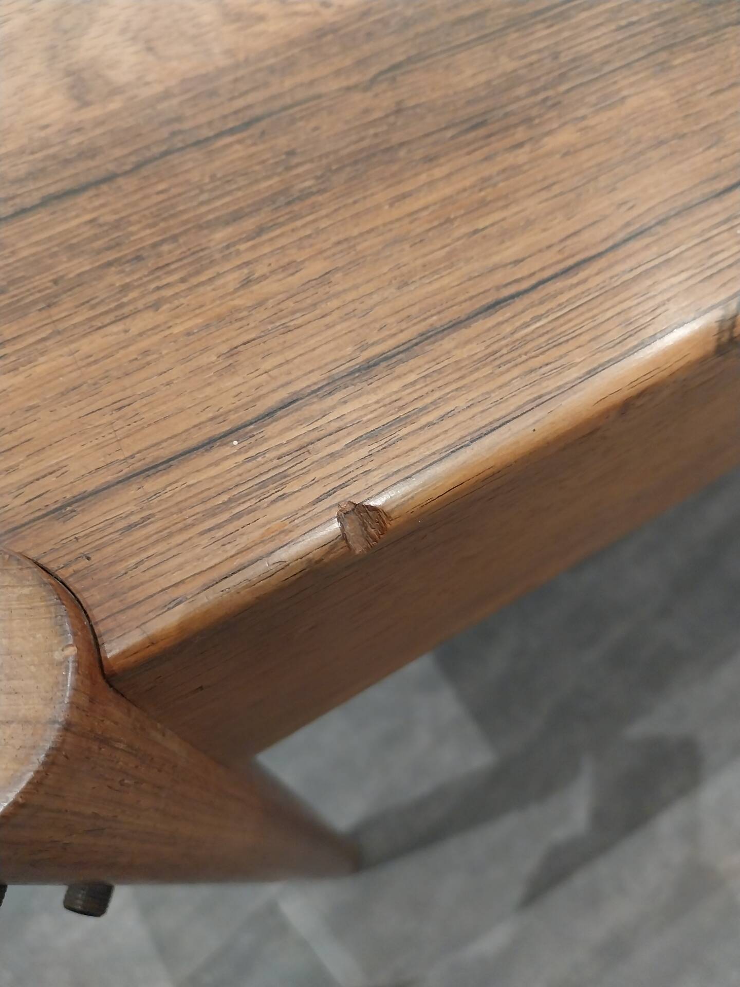 Dining table design Jorge Zalszupin