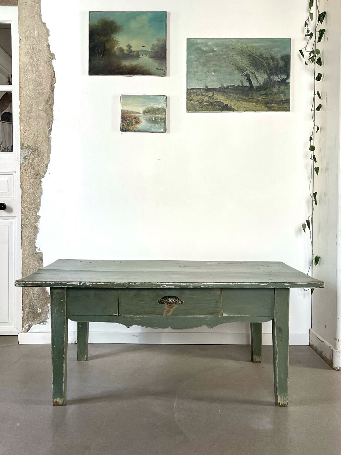 Coffee table