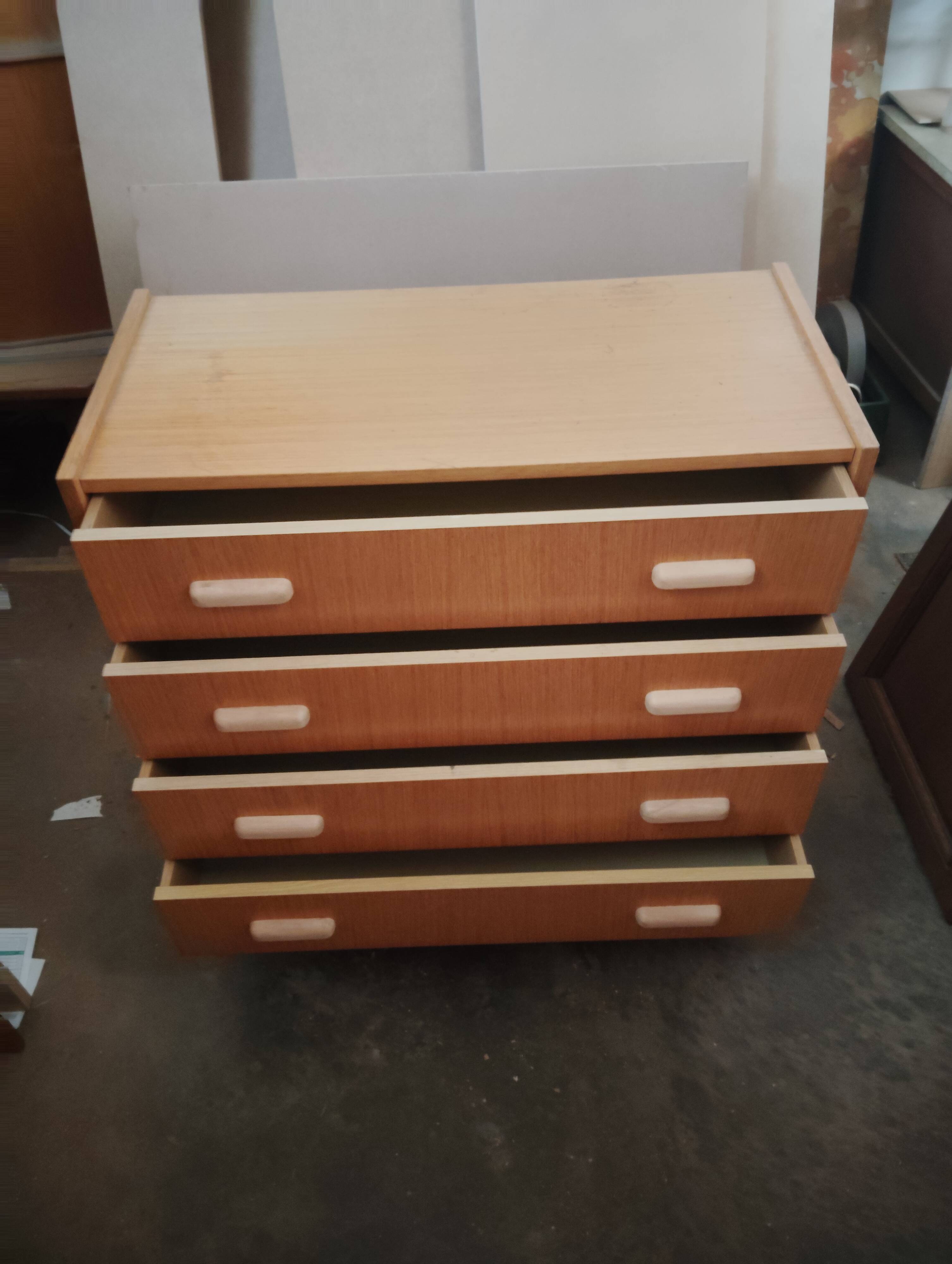 Vintage chest of drawers