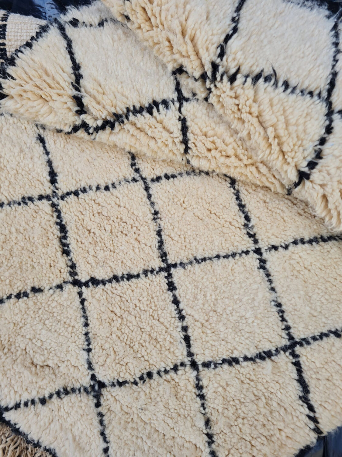 Berber wool carpet 90x151cm