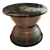 Table basse holophane en marbre et laiton