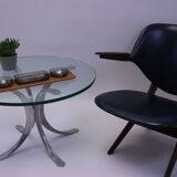 Coffee table with x model base