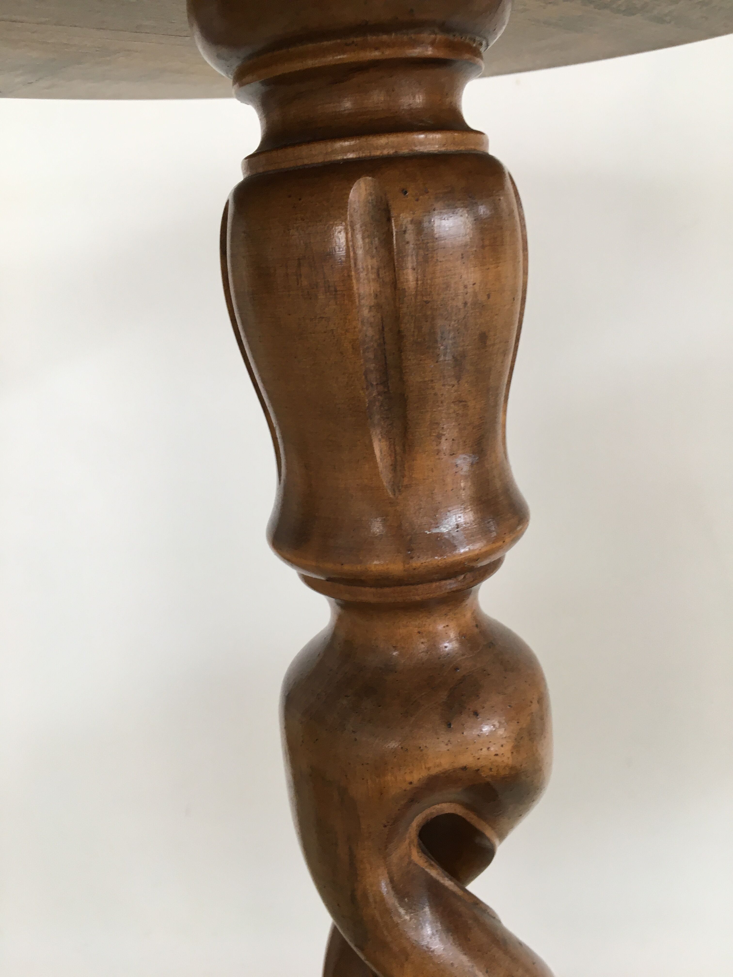 Double twisted harness